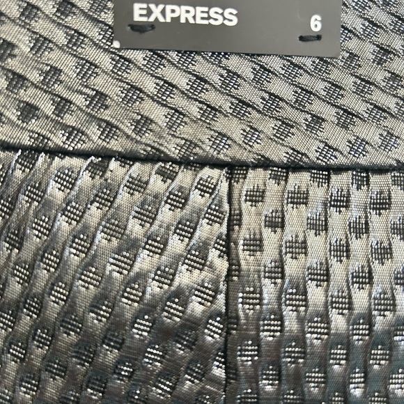 Shorts - Picture 5 of 5